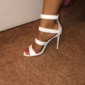 Never worn Charles David white leather sandals